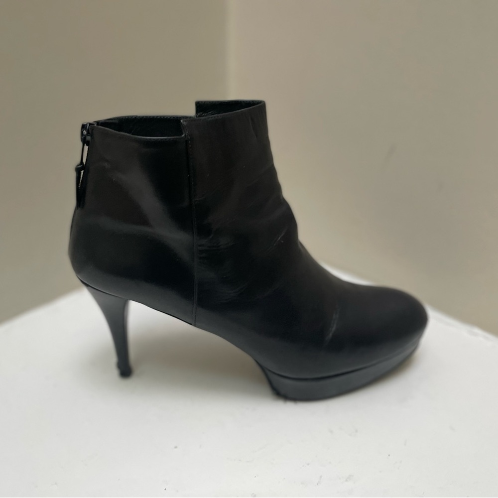 Stuart Weitzman Swell Platform Bootie 10m - image 4